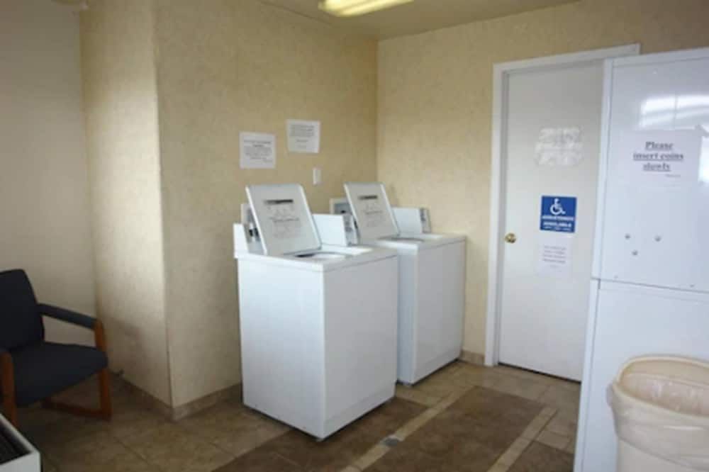 Laundry facility Photo