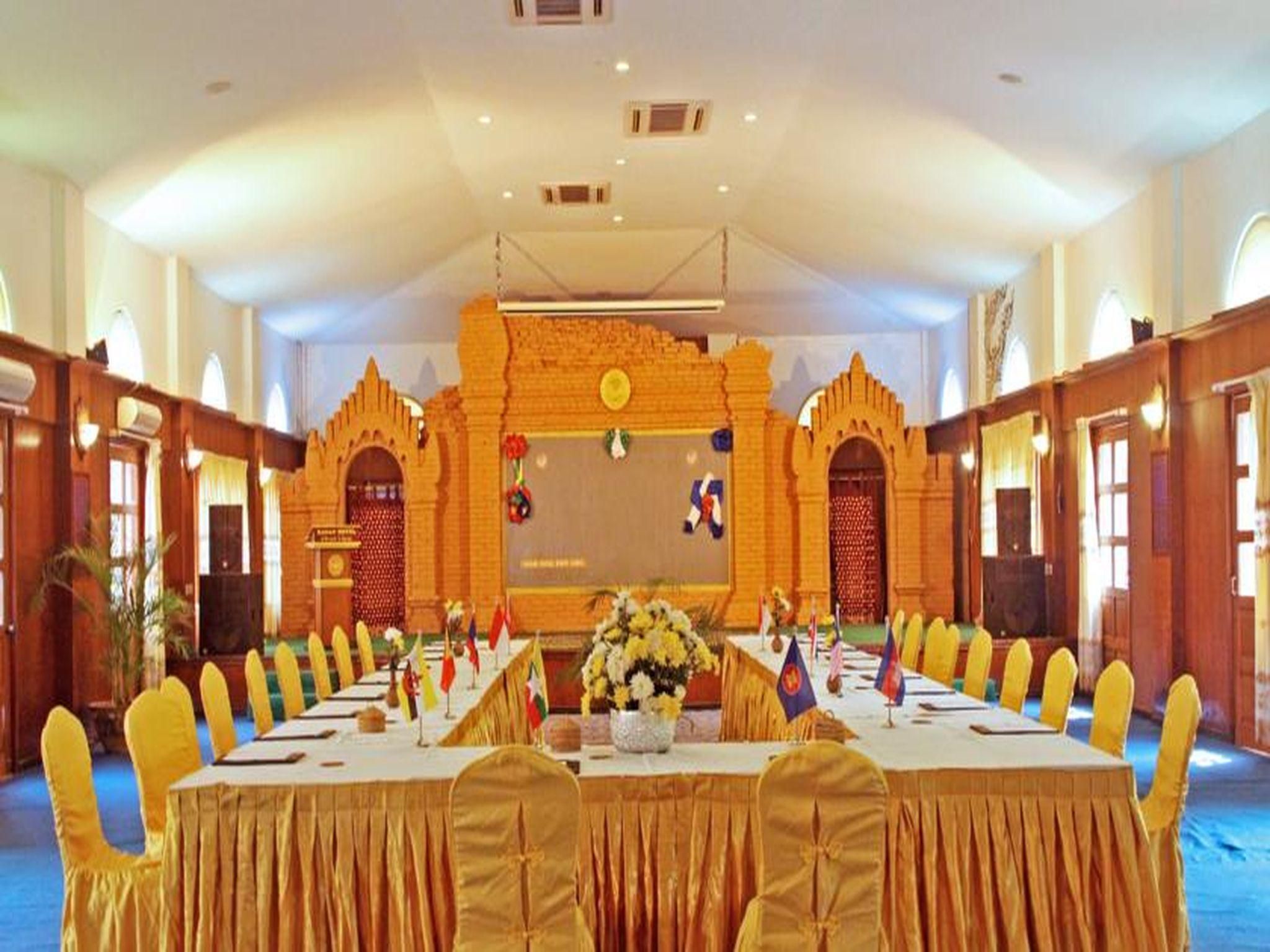 Banquet hall