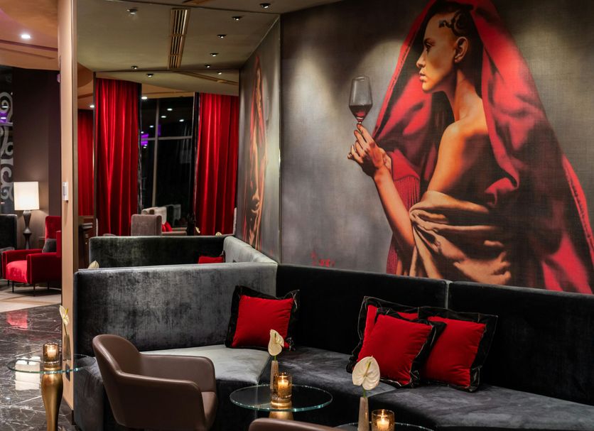 Lounge Photo