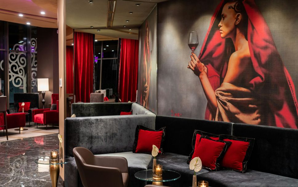 Lounge Photo