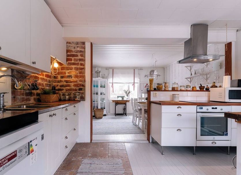 Kitchen Photo