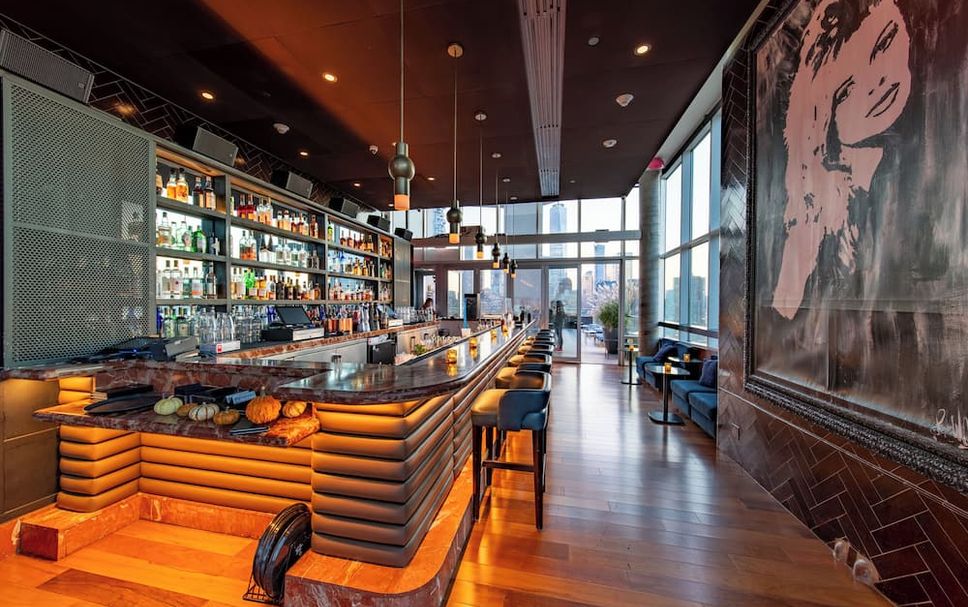 Bar Photo