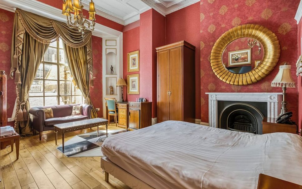 Bedroom Photo
