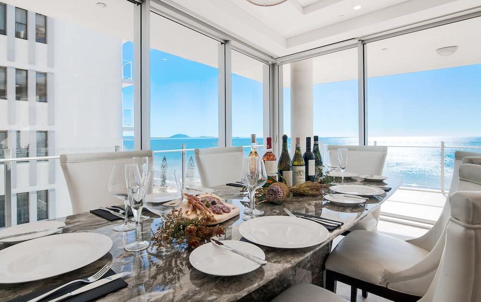 Dining room Photo