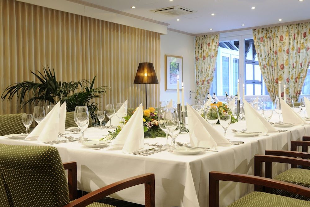 Banquet hall Photo