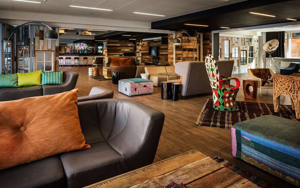 Lounge Photo