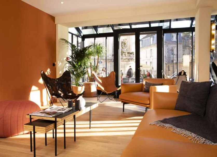 Lounge Photo