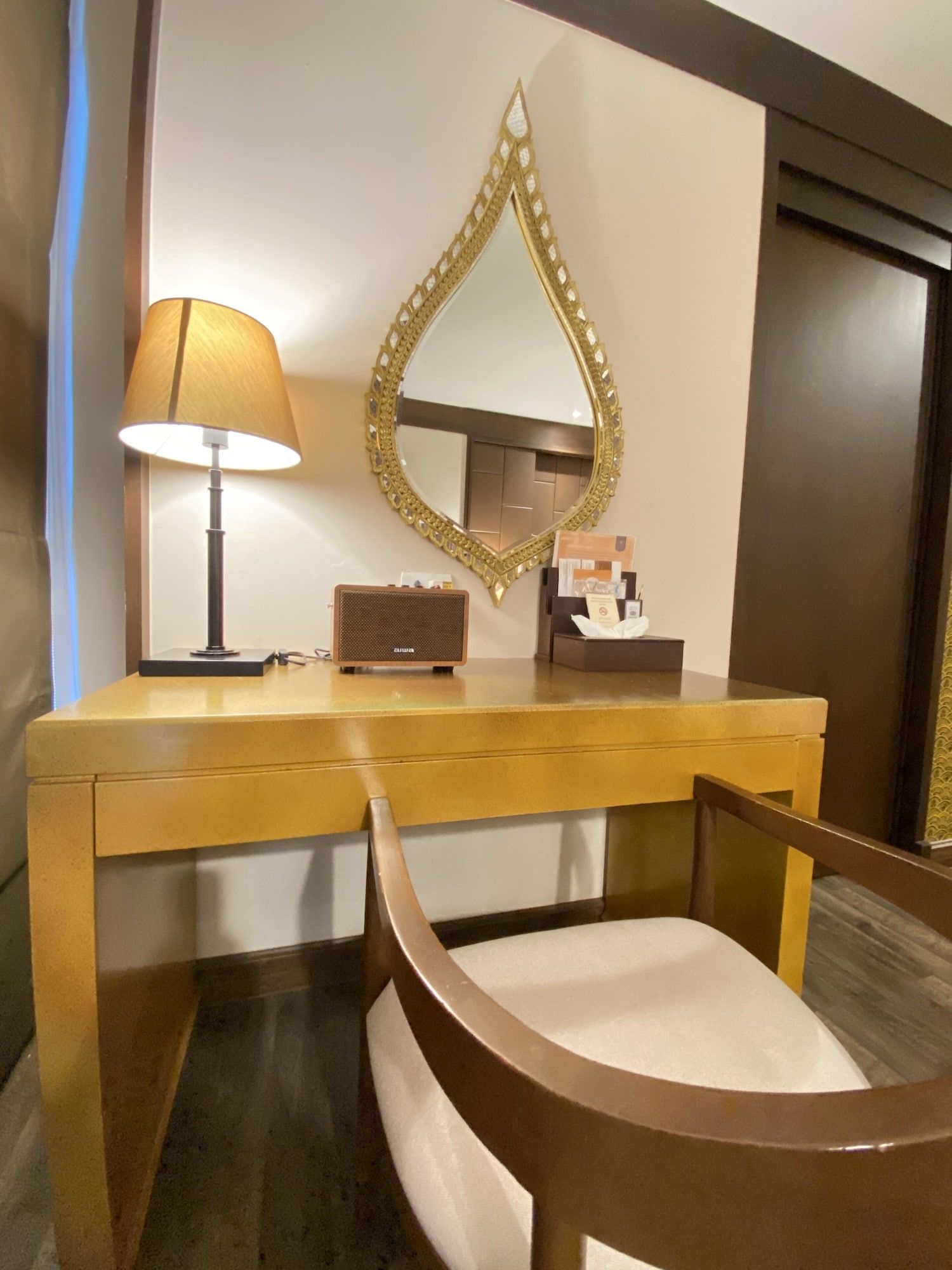 Room amenity