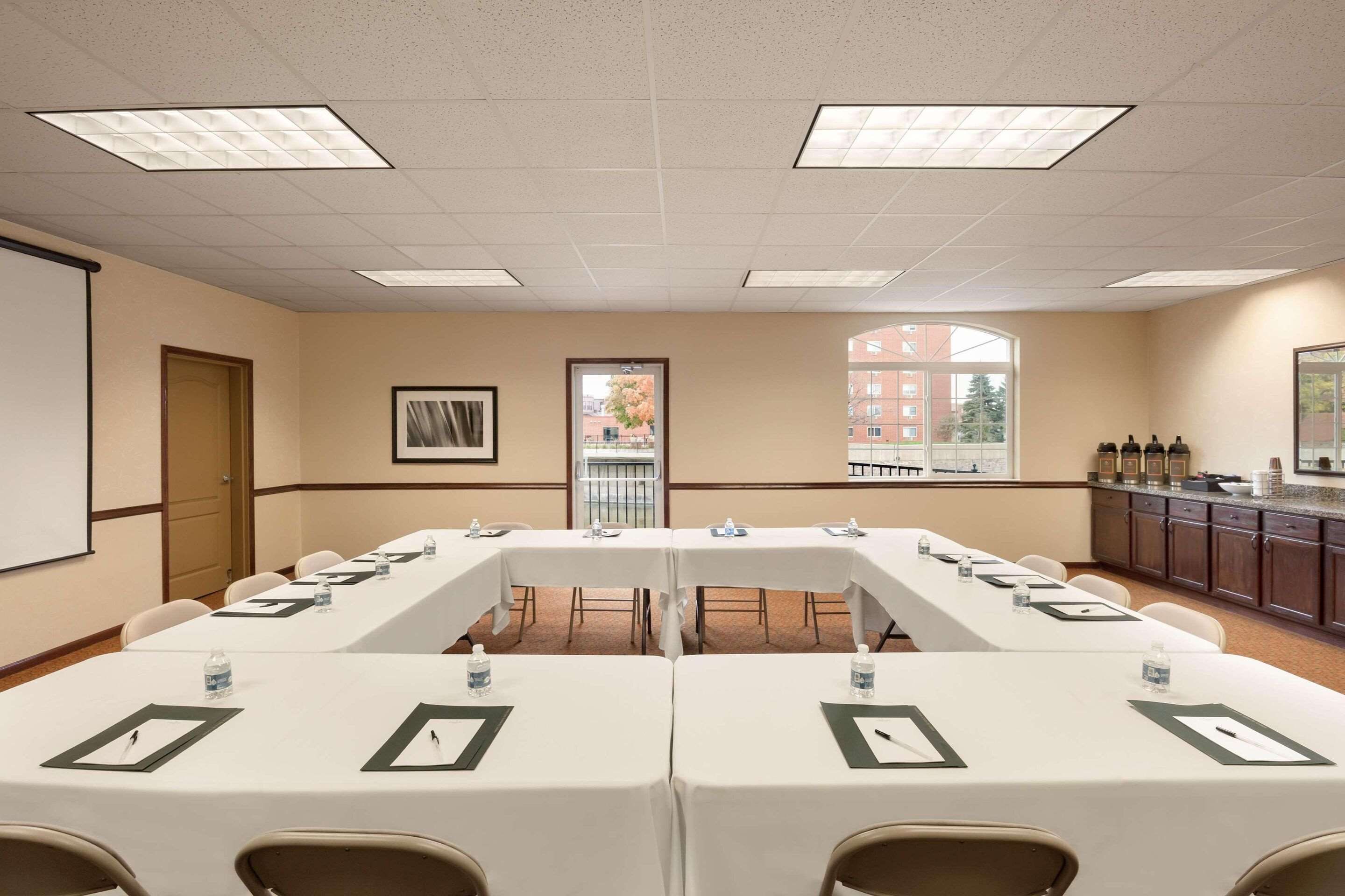 Conference room Photo