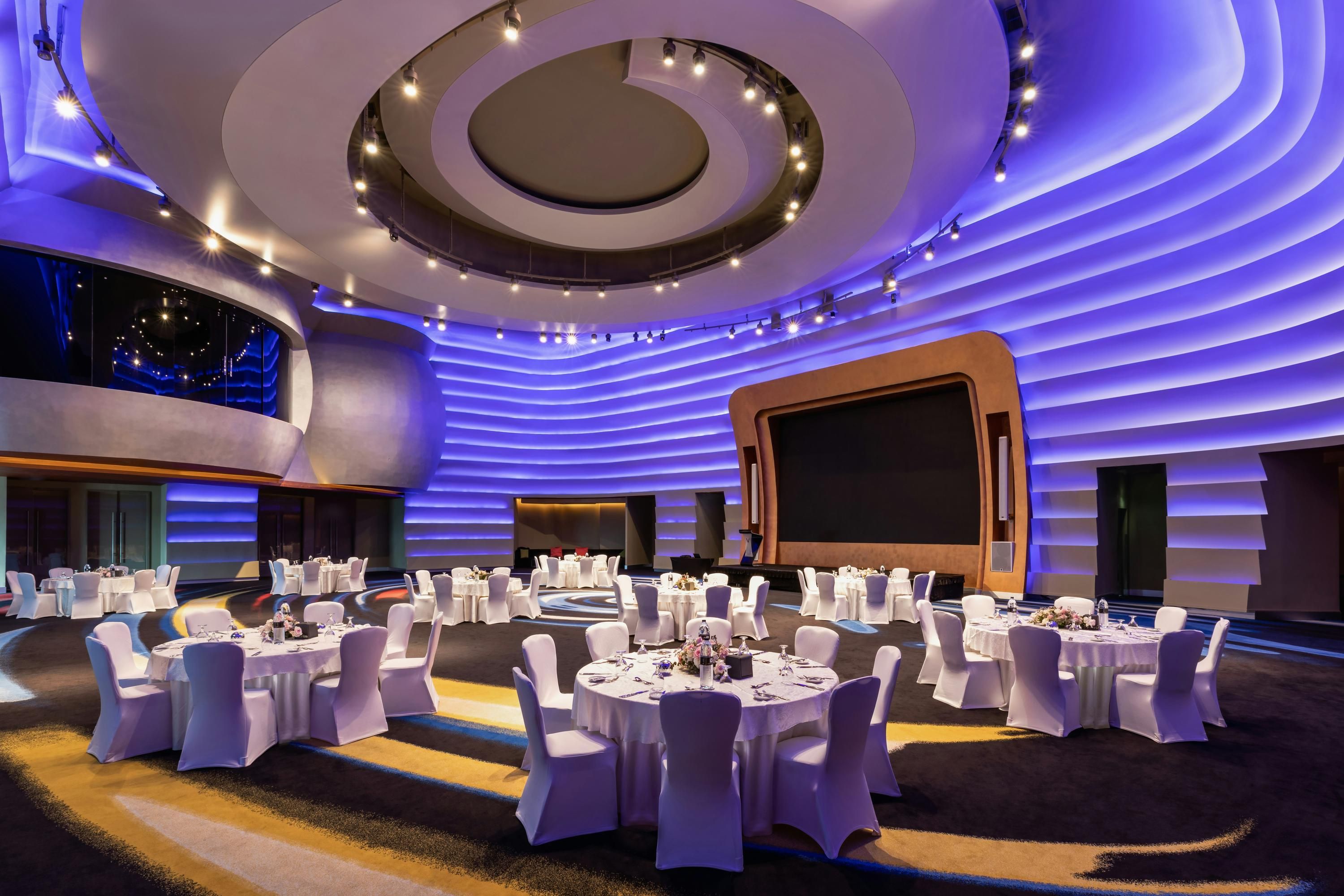 Banquet hall