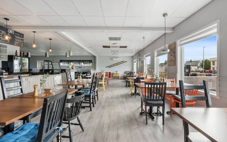 Restaurant Photo