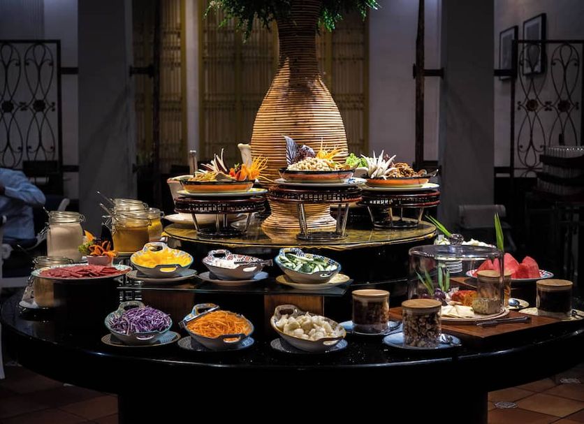 Buffet Photo