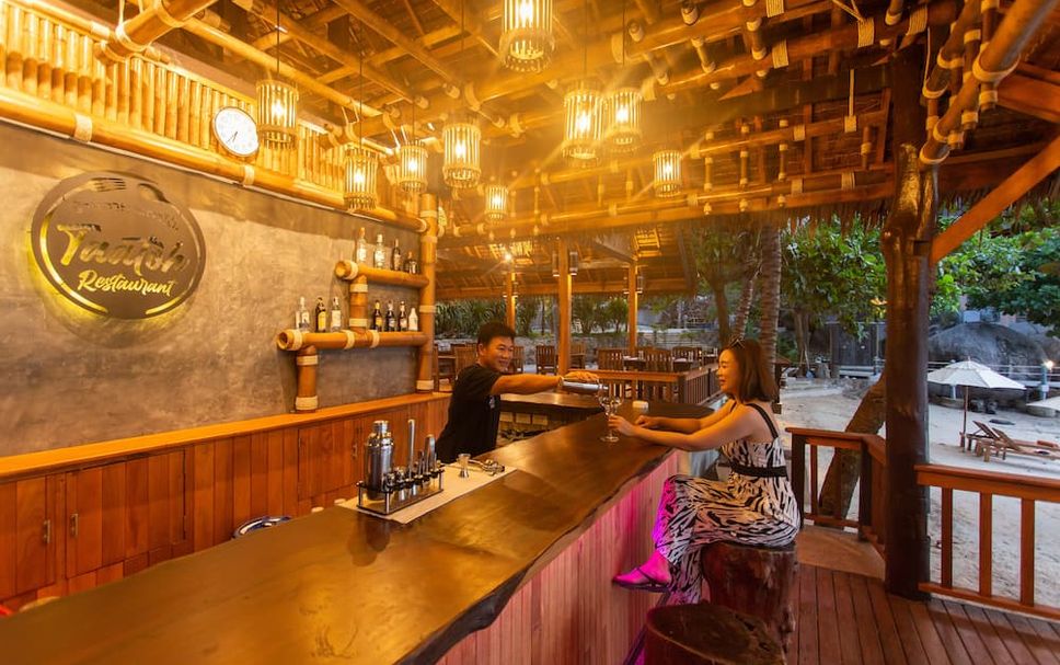 Bar Photo
