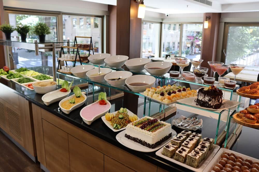 Buffet Photo