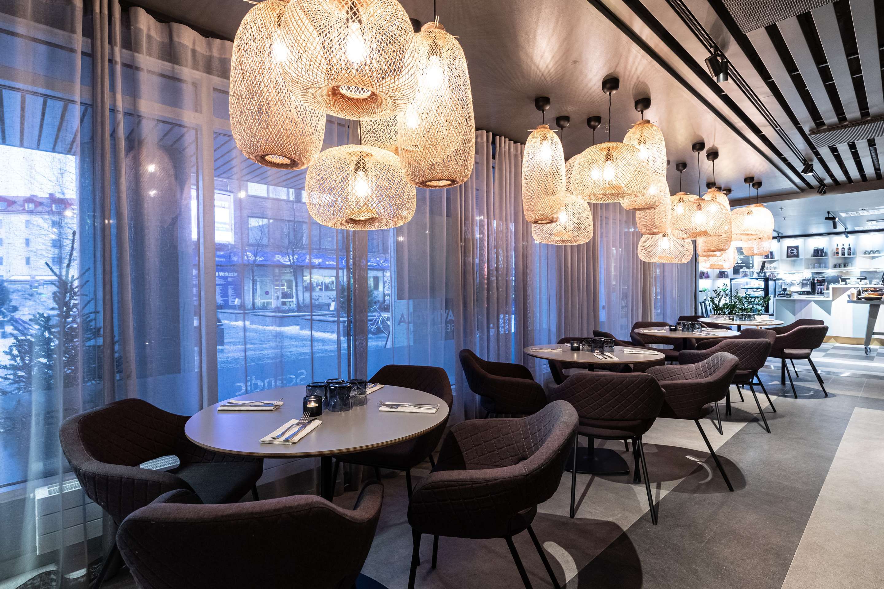 Restaurant Photo
