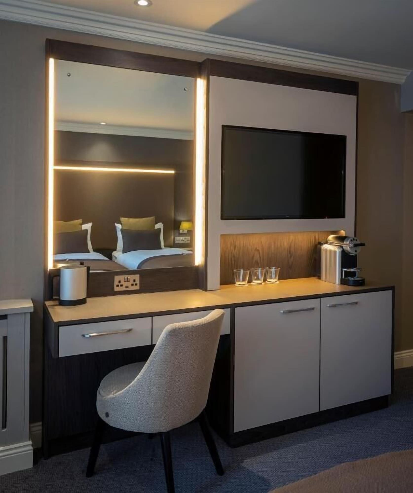 Room amenity