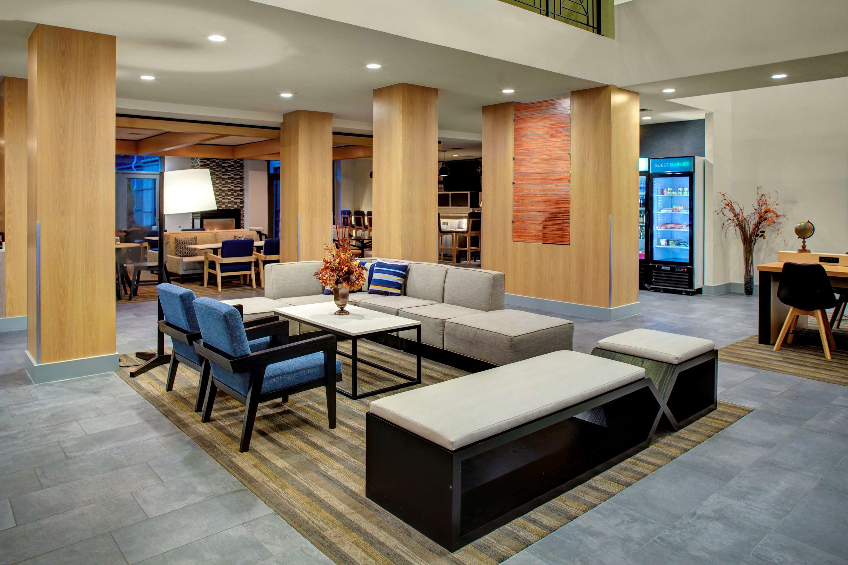 Lounge Photo