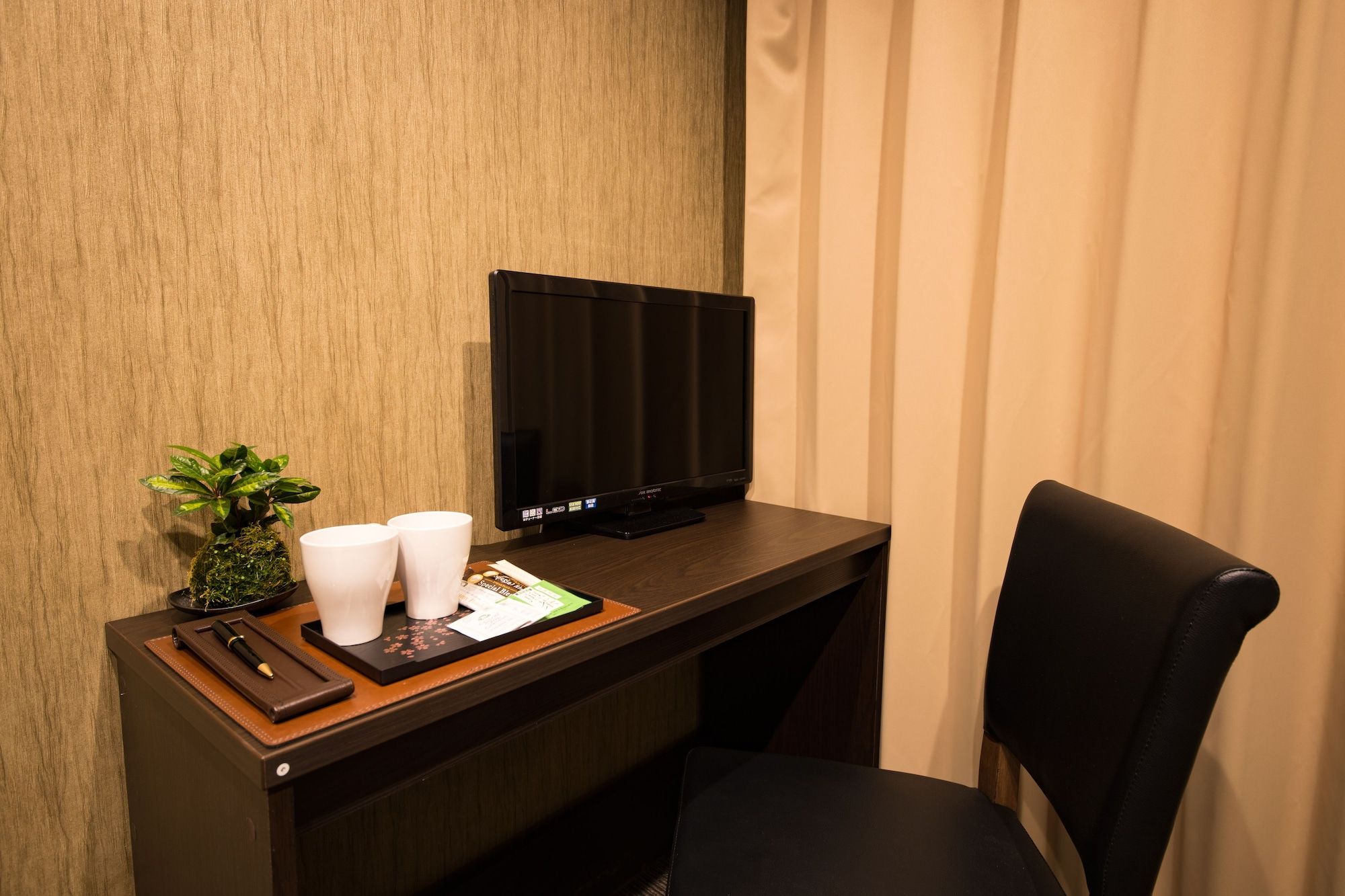 Room amenity