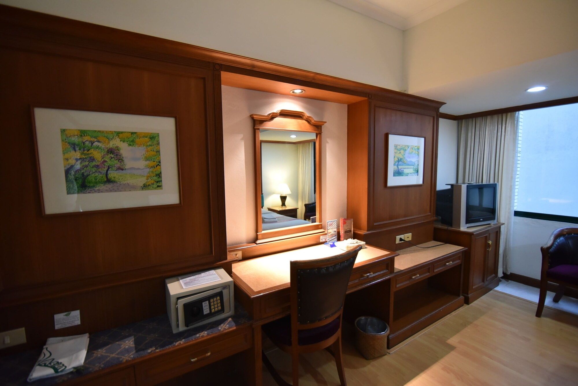 Room amenity