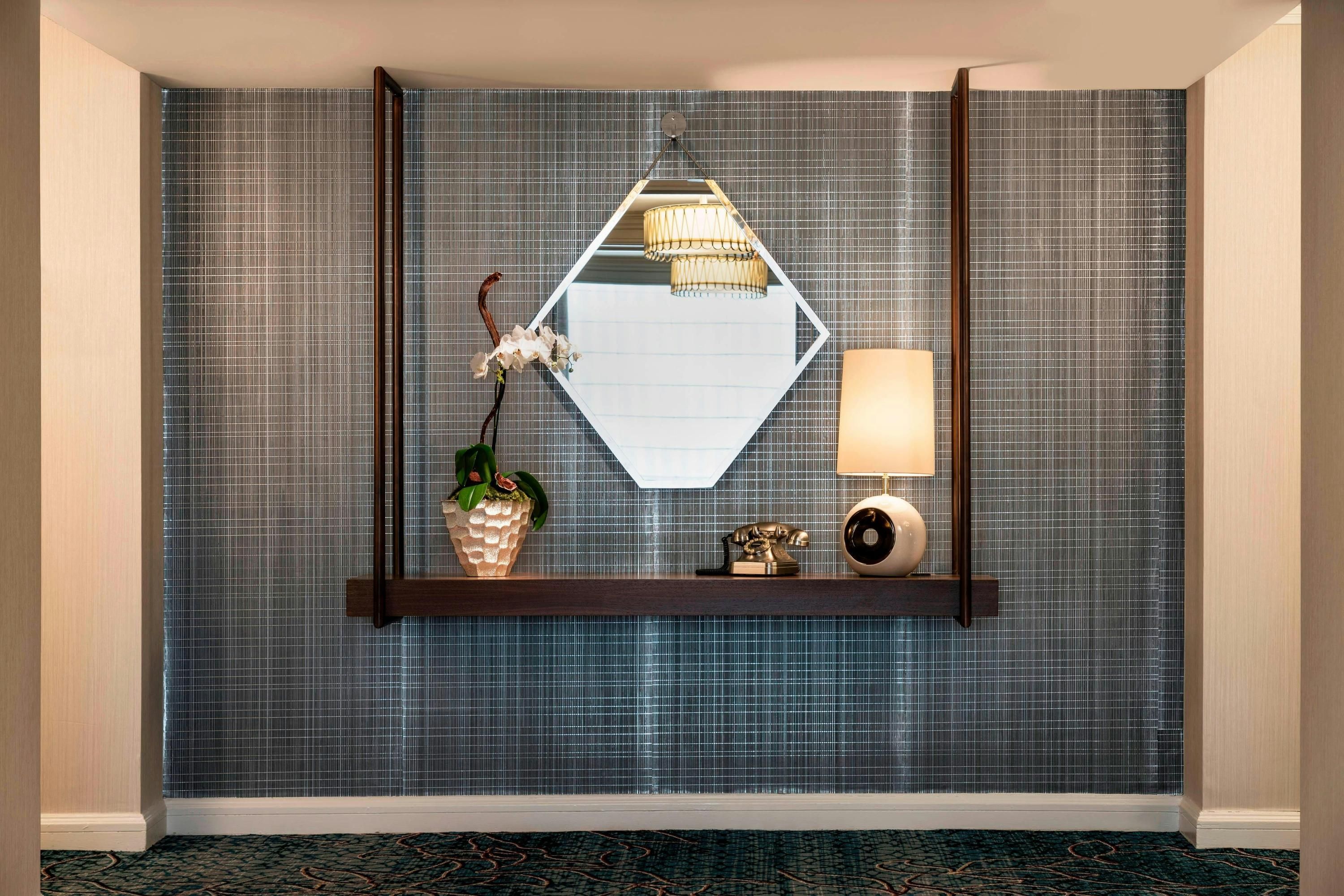 Decor