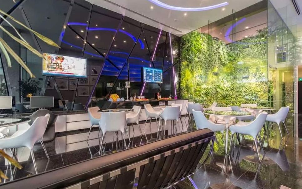 Restaurant Photo