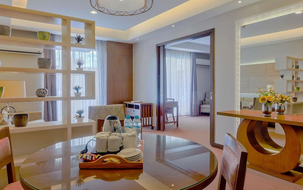 Dining room Photo