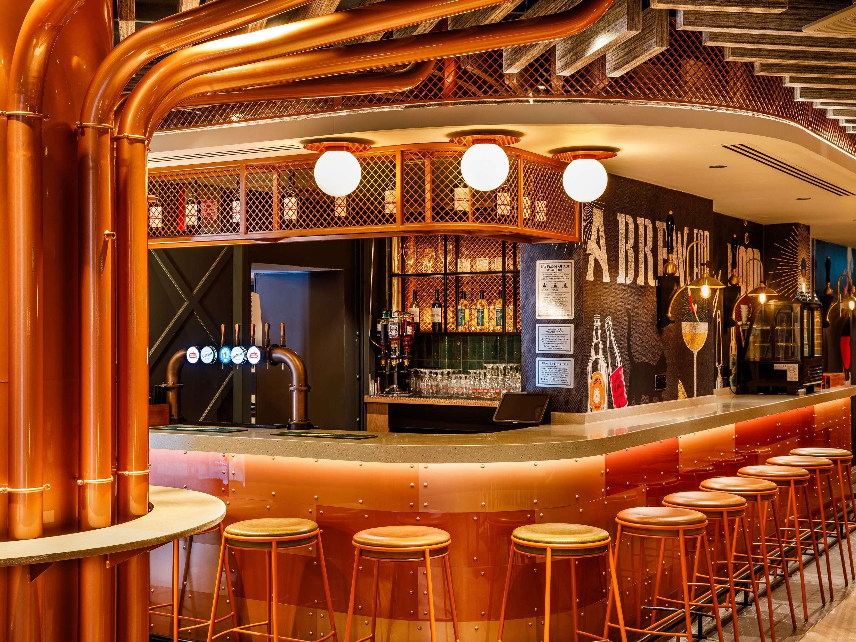 Bar Photo