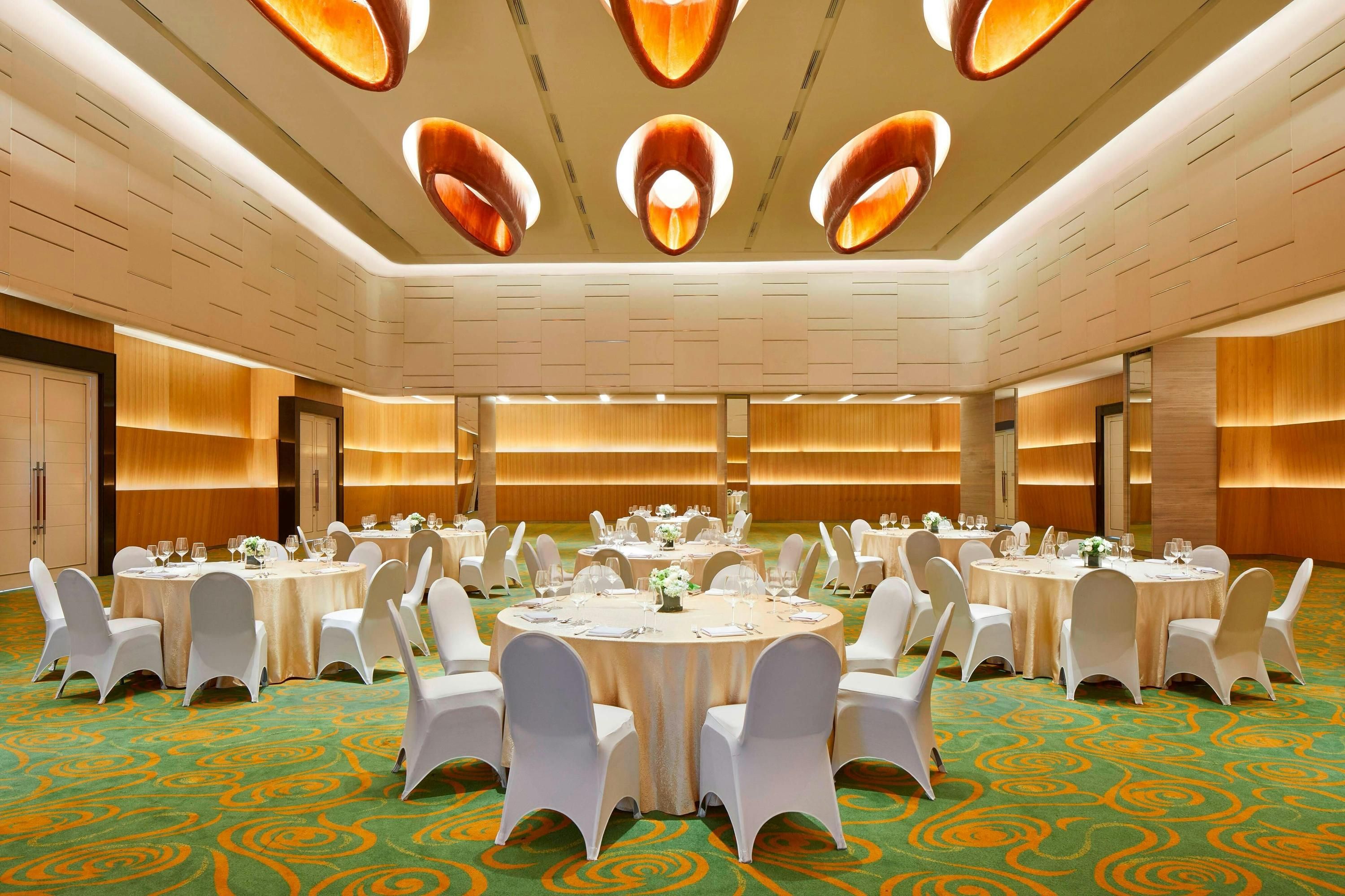 Banquet hall