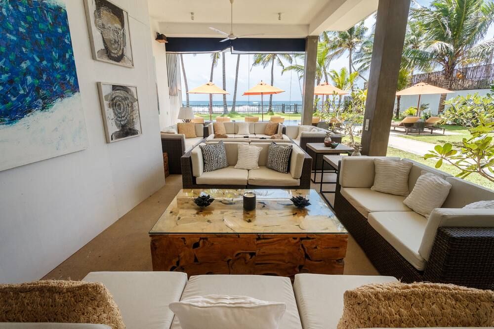 Living room Photo