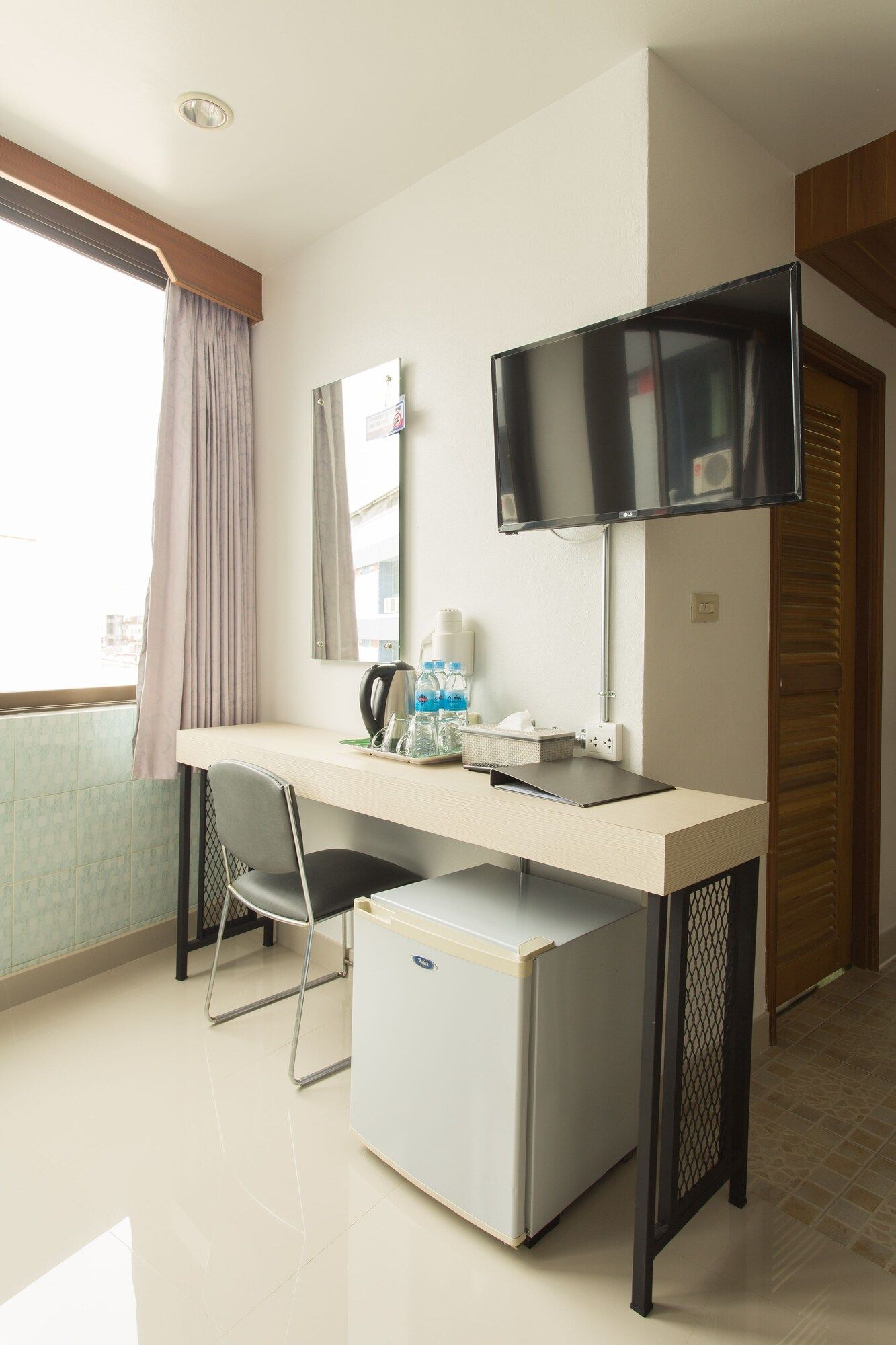 Room amenity