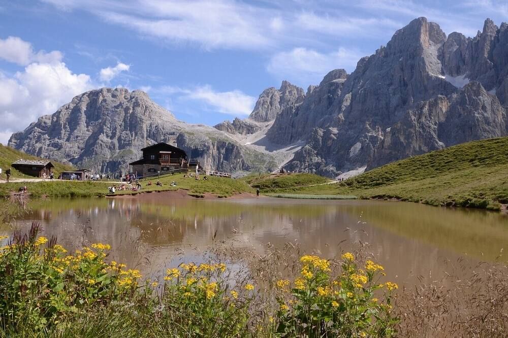 Outdoor view Photo