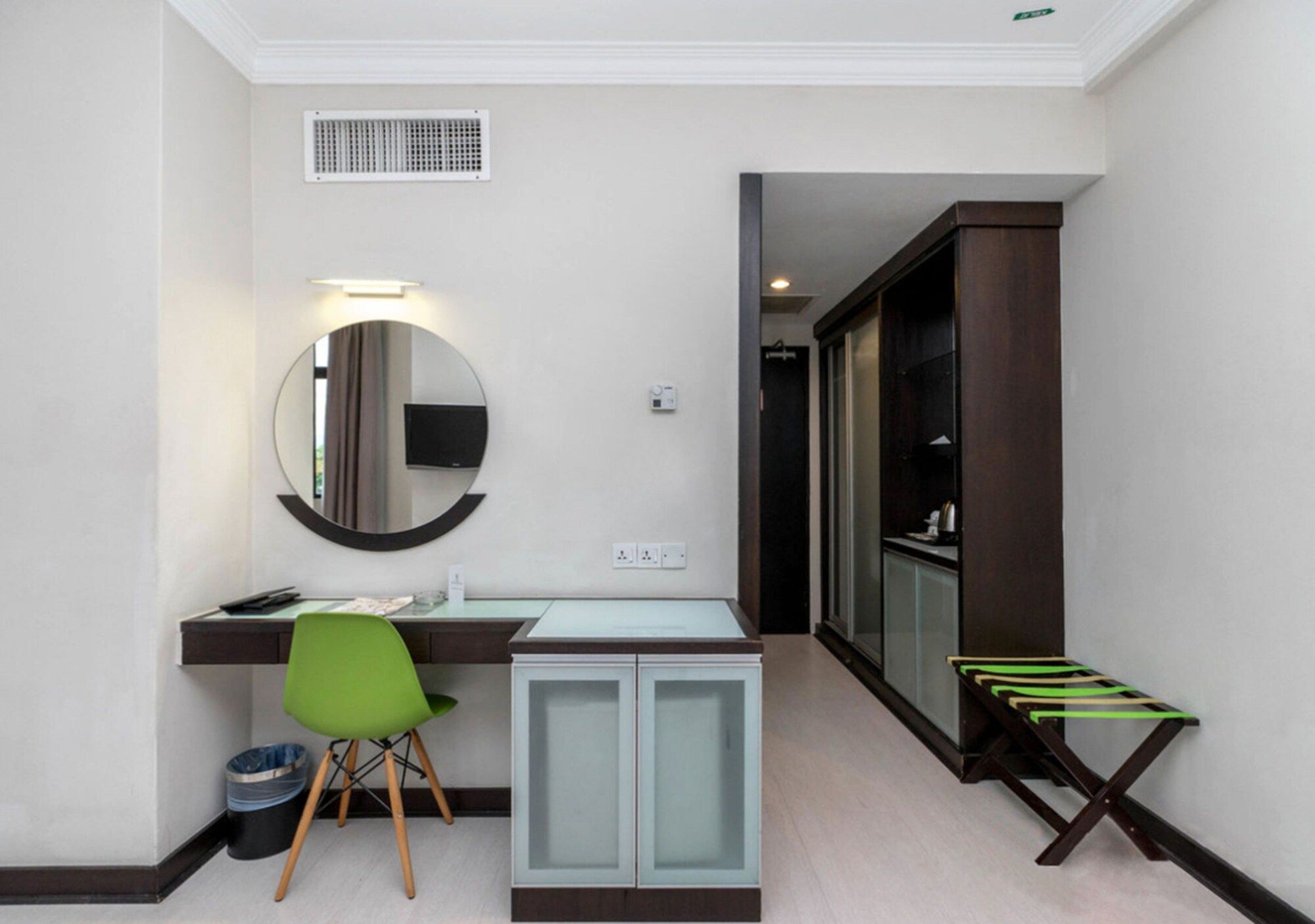 Room amenity