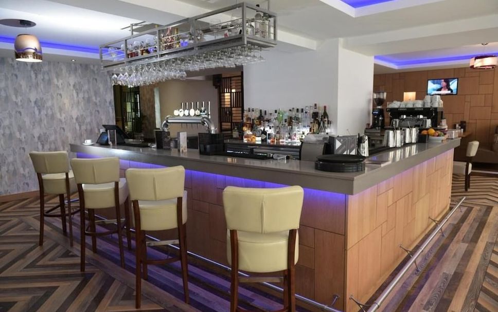 Bar Photo