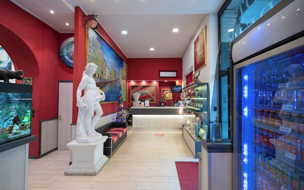 Shop Photo