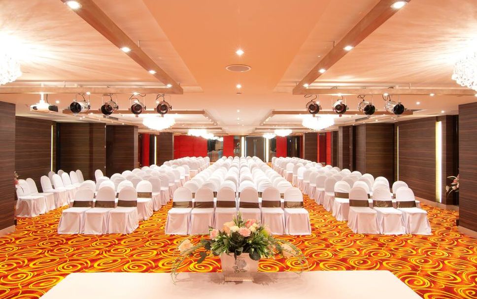 Banquet hall Photo