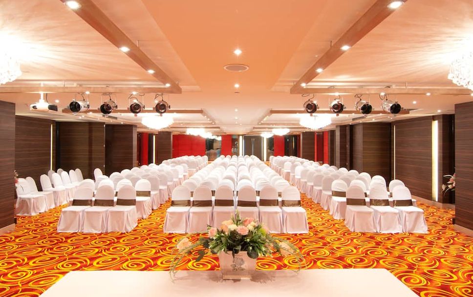 Banquet hall Photo