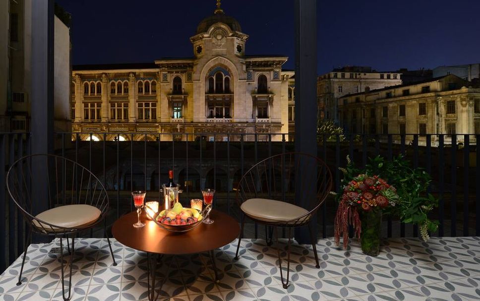 Balcony Photo