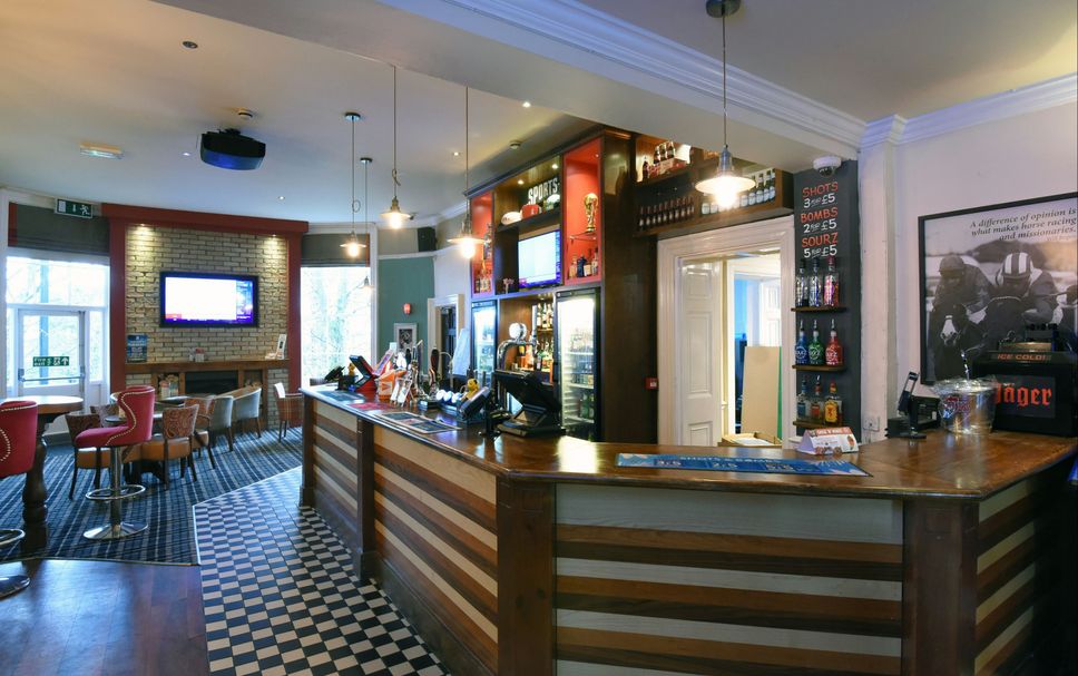 Bar Photo