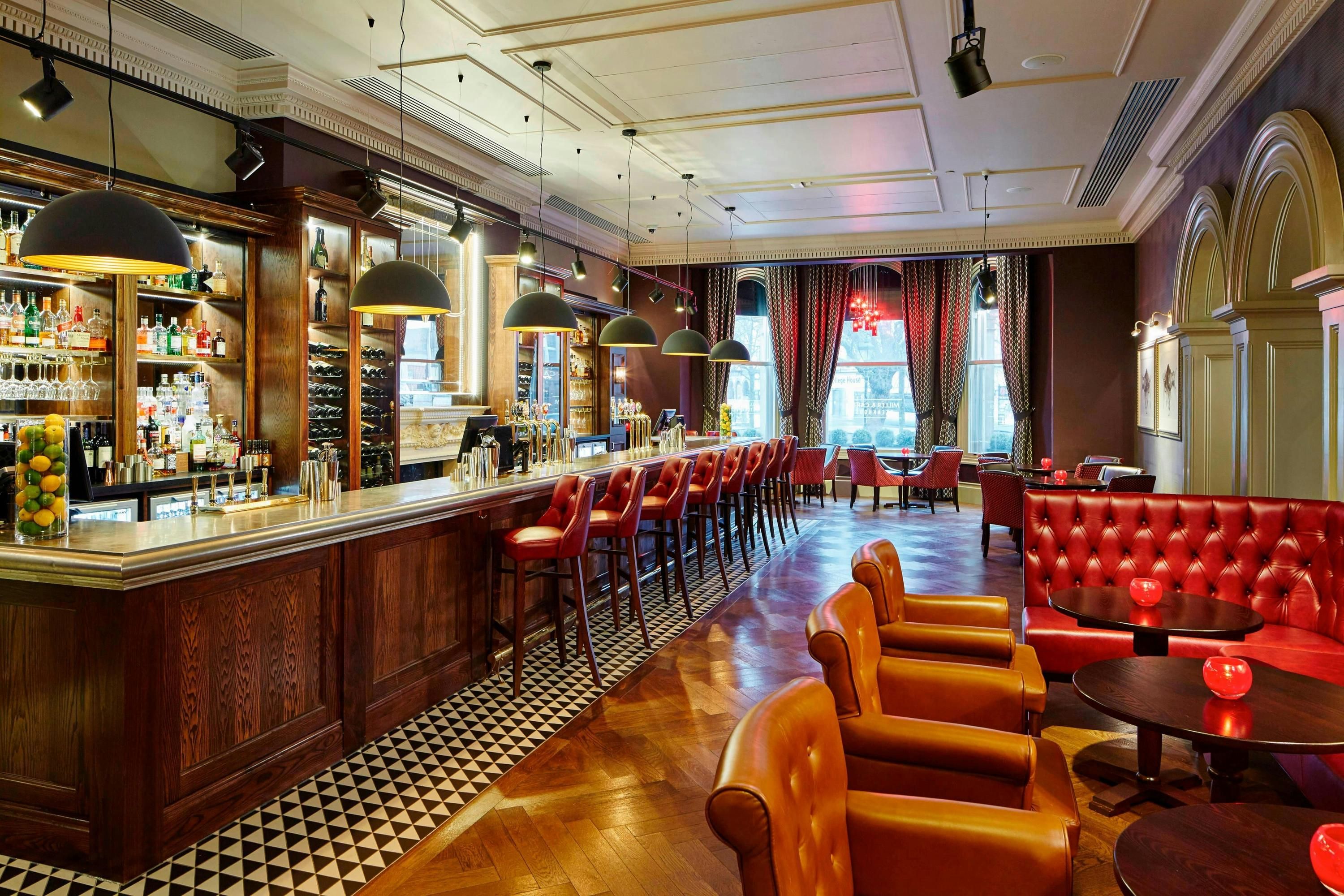 Bar Photo