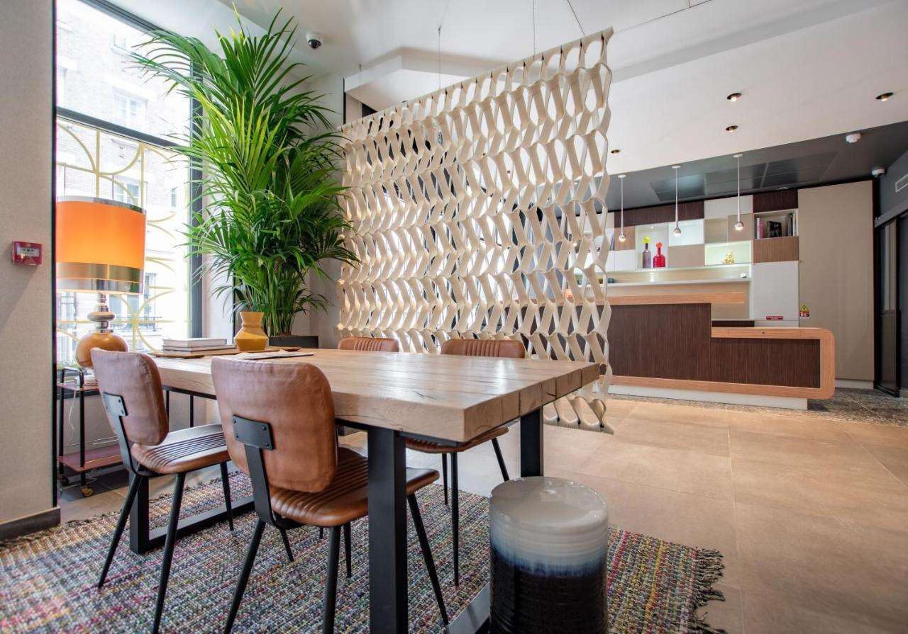 Hotel amenity