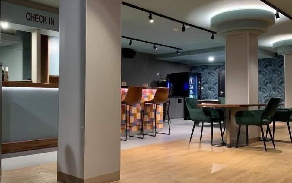 Bar Photo
