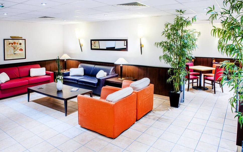 Lounge Photo