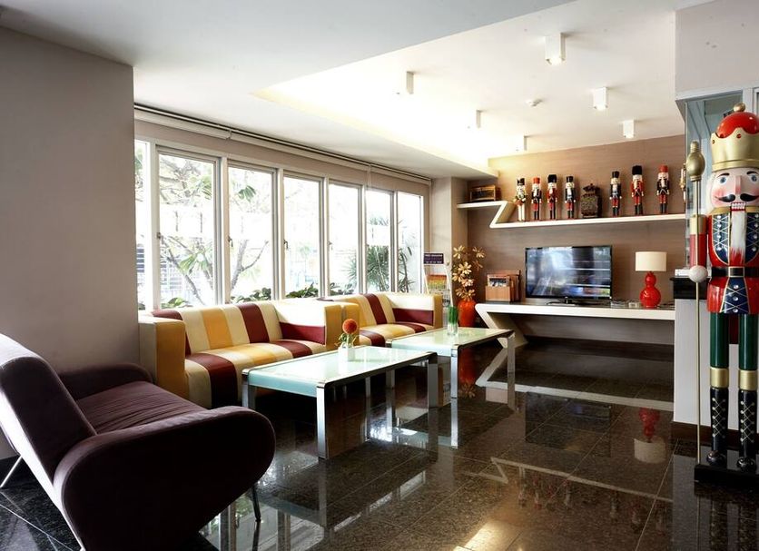 Lounge Photo