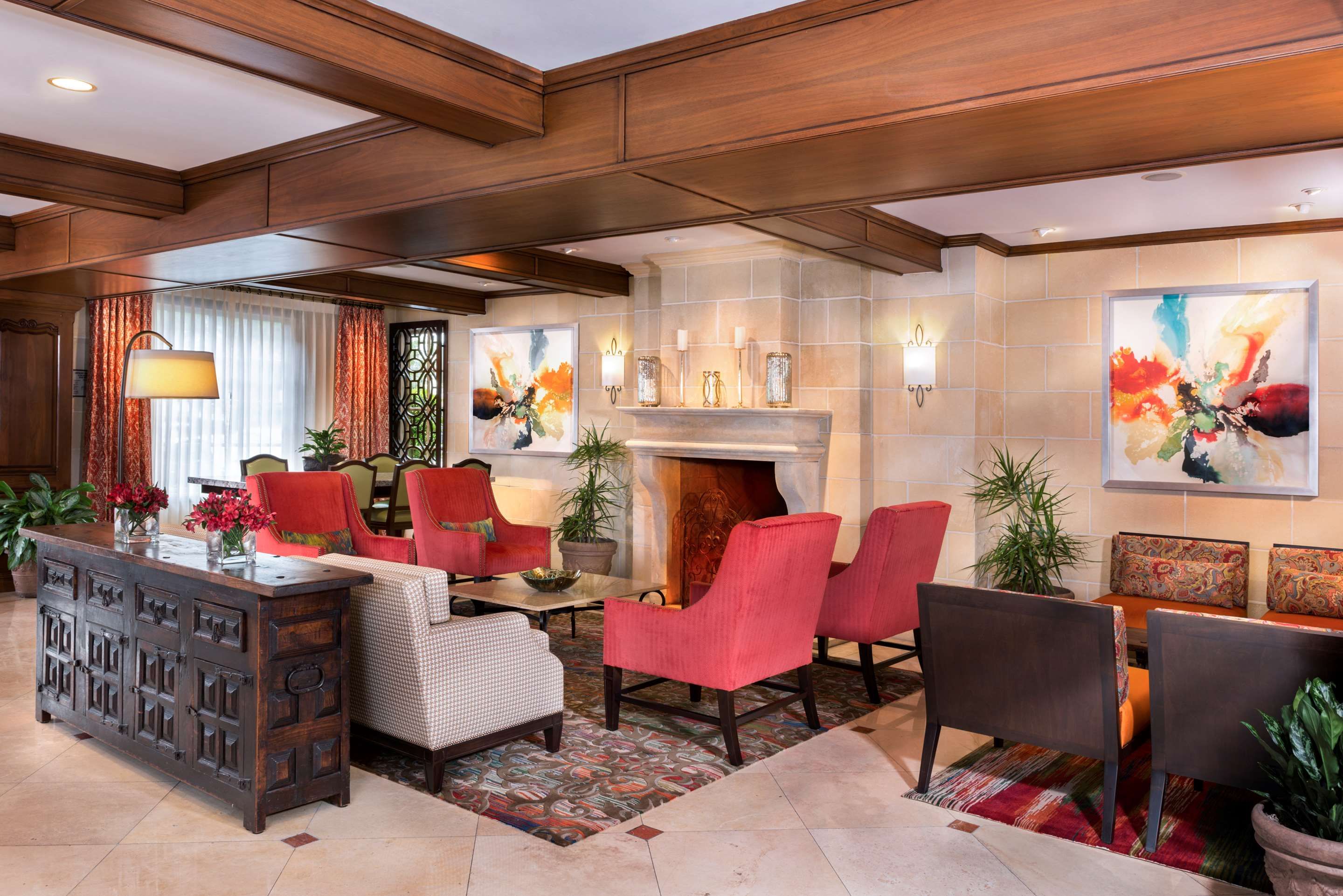 Lounge Photo