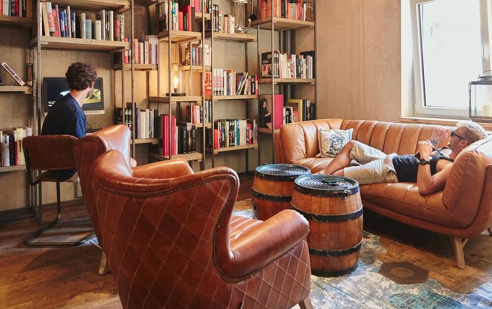 Lounge Photo
