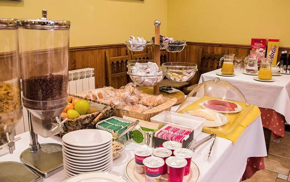 Buffet Photo