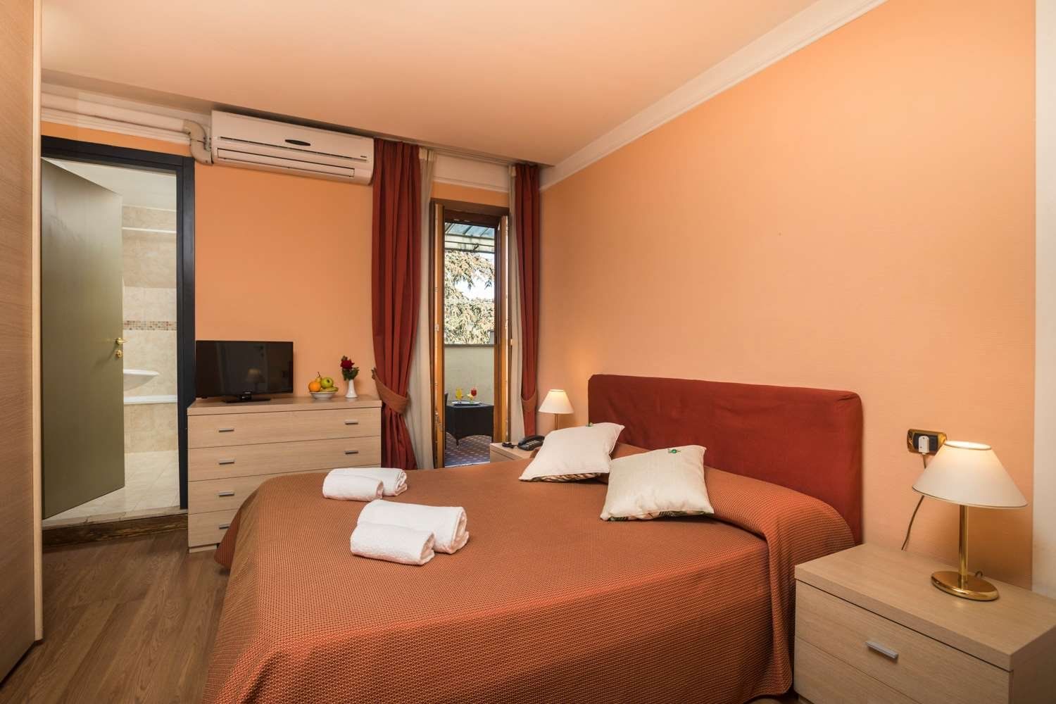 Bedroom