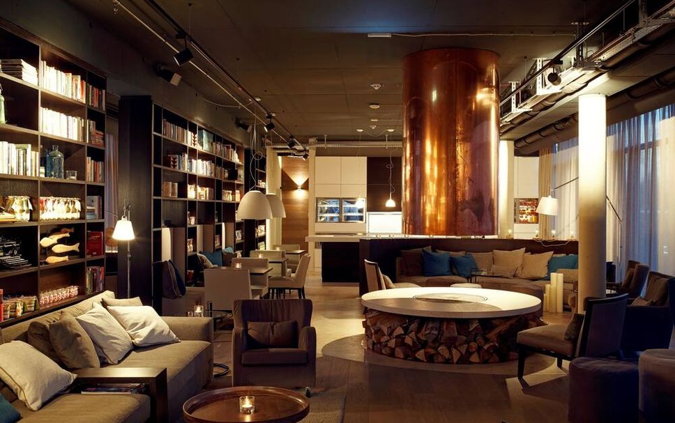 Lounge Photo