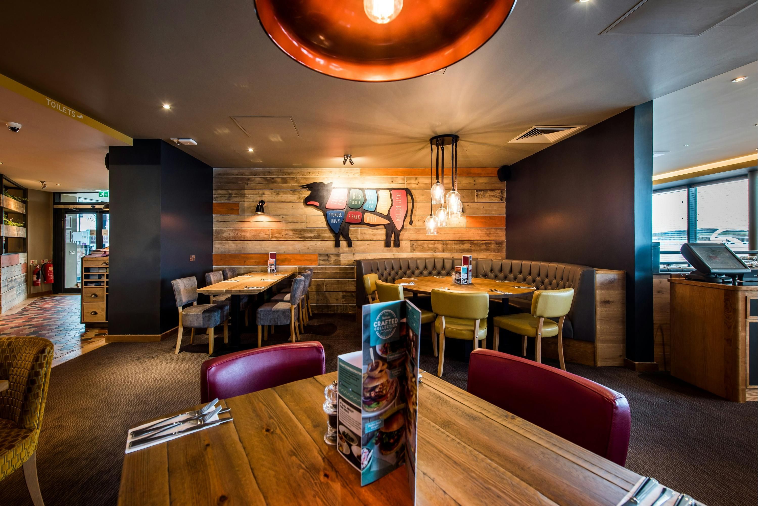 Bar Photo