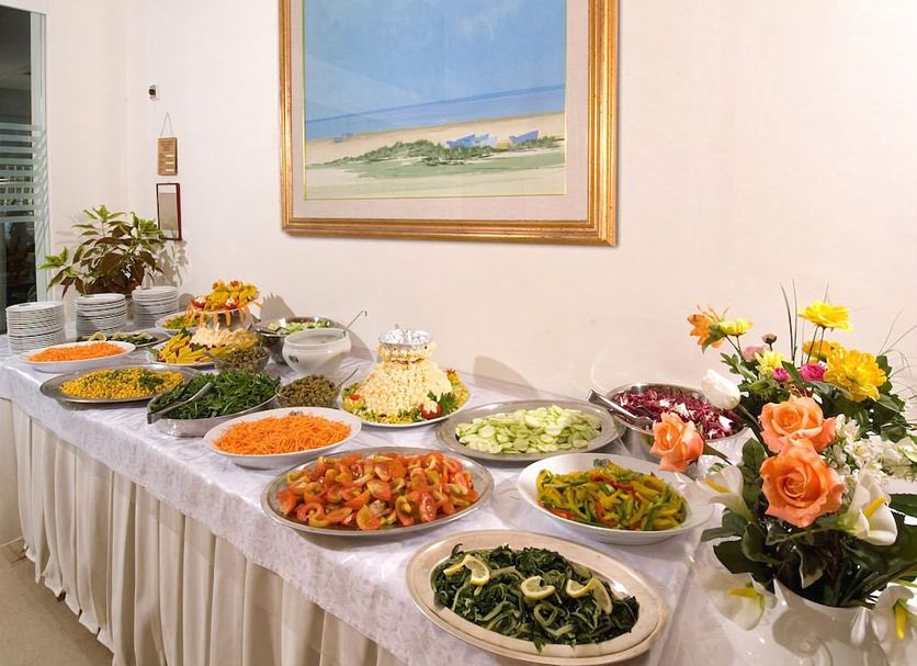 Buffet Photo